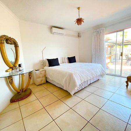 Joezebel Guesthouse Mogwase Екстер'єр фото