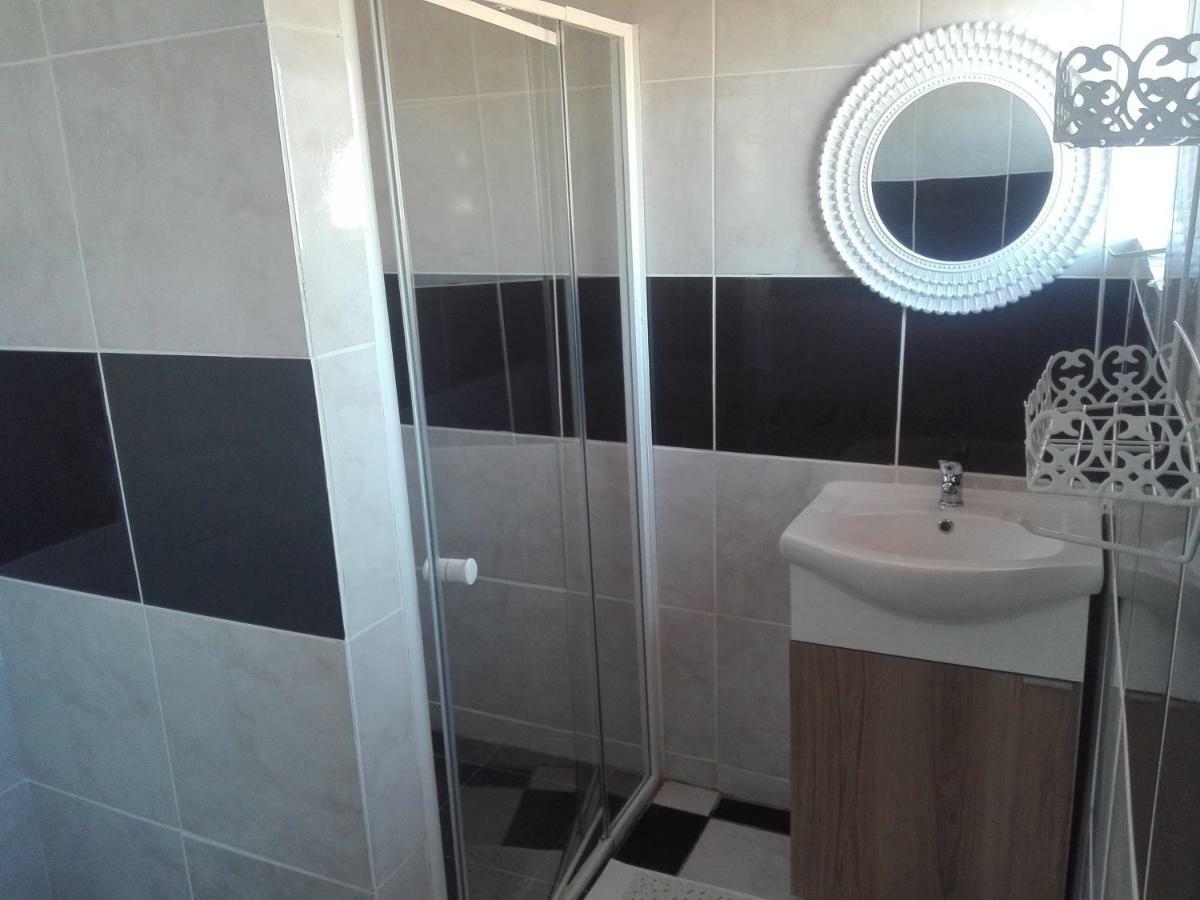Joezebel Guesthouse Mogwase Екстер'єр фото